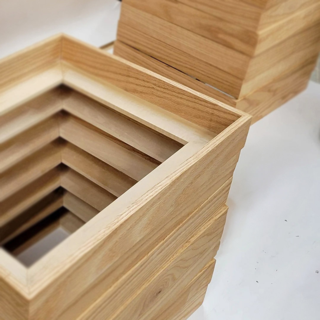 Pine Wood Strainer Detail